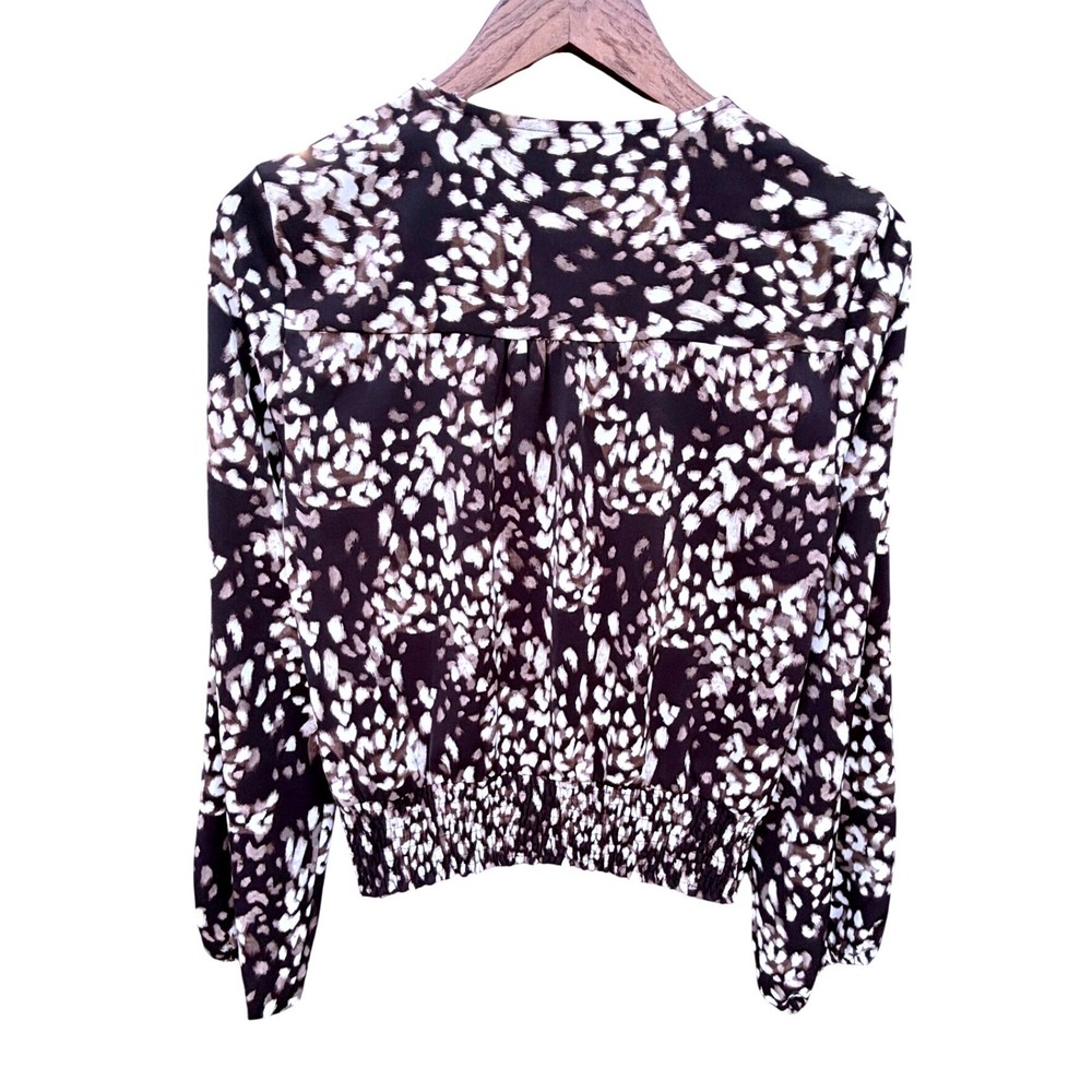 Nine West Blouse Womens Small Black White Surplice Smocked Animal Print - Picture 2 of 10